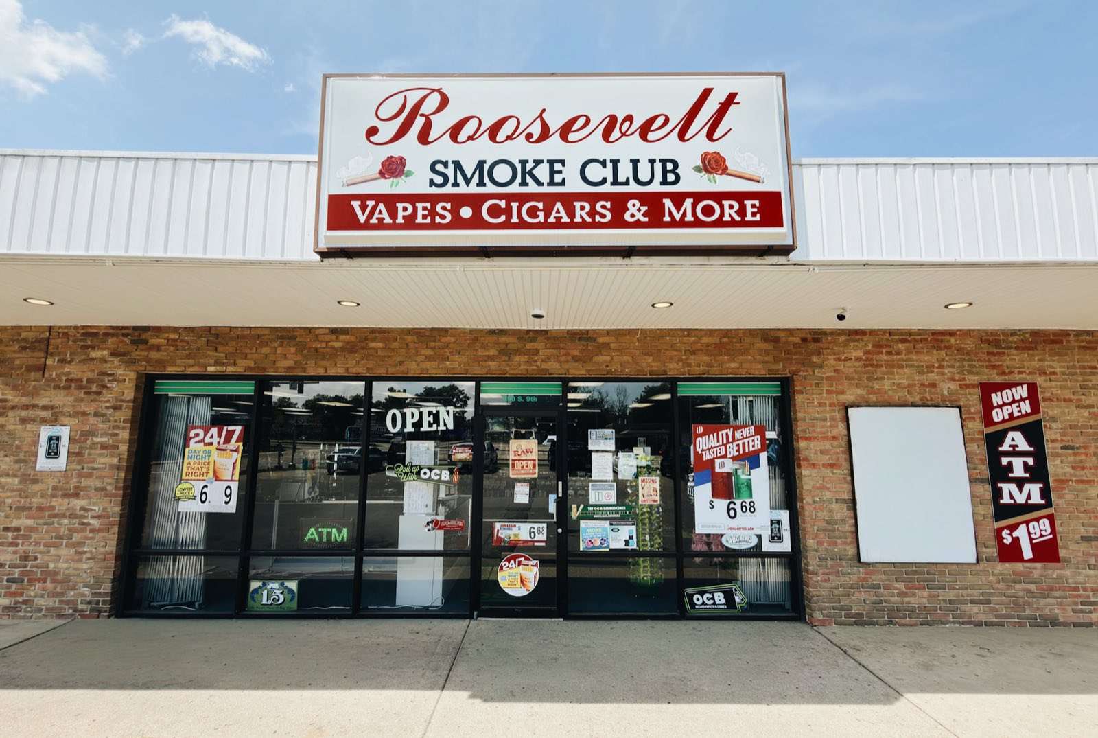 Roosevelt Smoke Club storefront